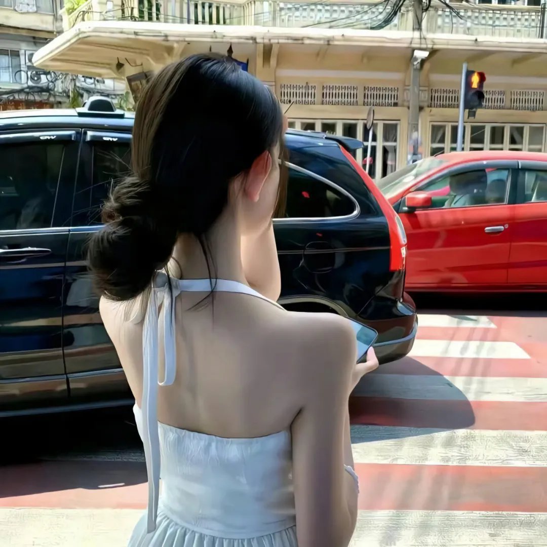 10号舱里的女人